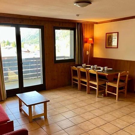 Apartment Of 55 M With Balcony View Mont Blanc Chamonix Exterior photo